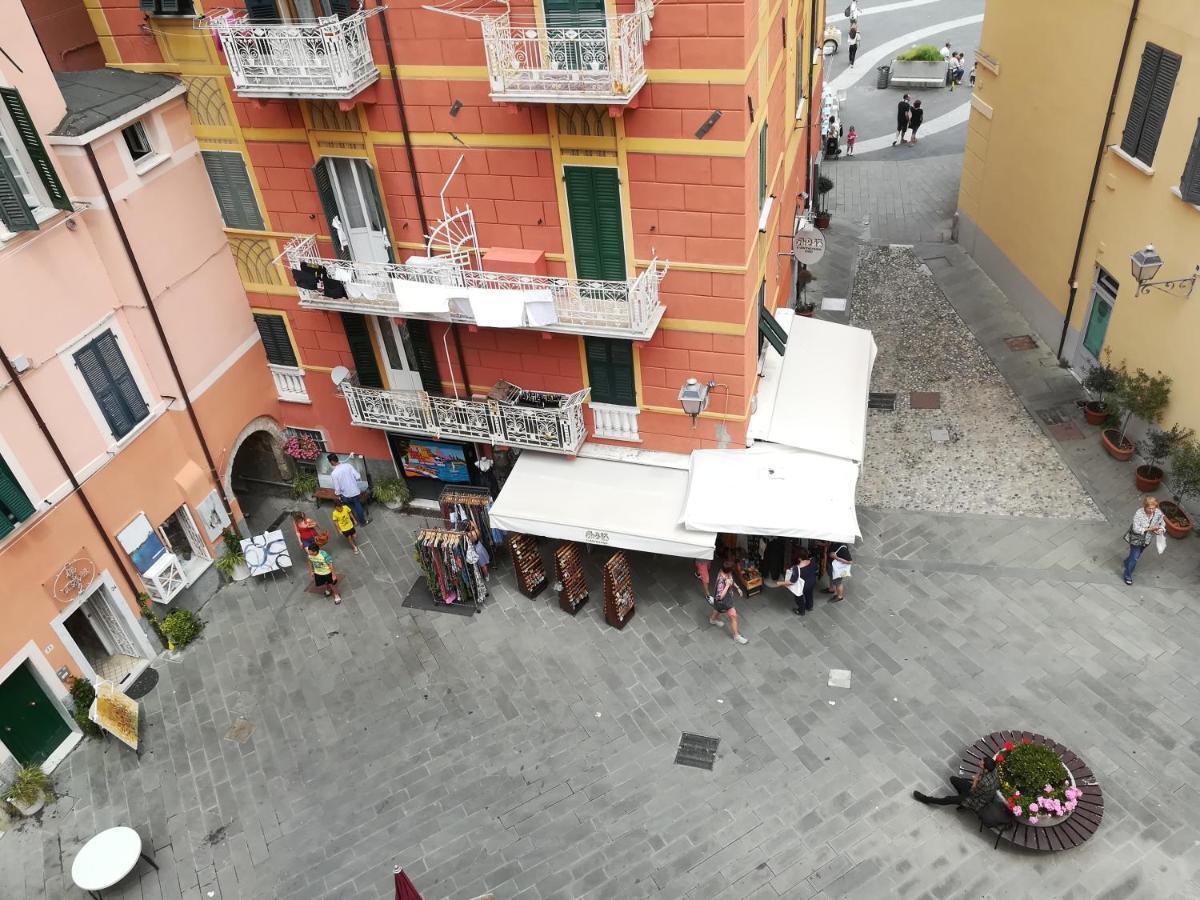 Affittacamere "In Piazzetta Da Vasco" Леричи Экстерьер фото